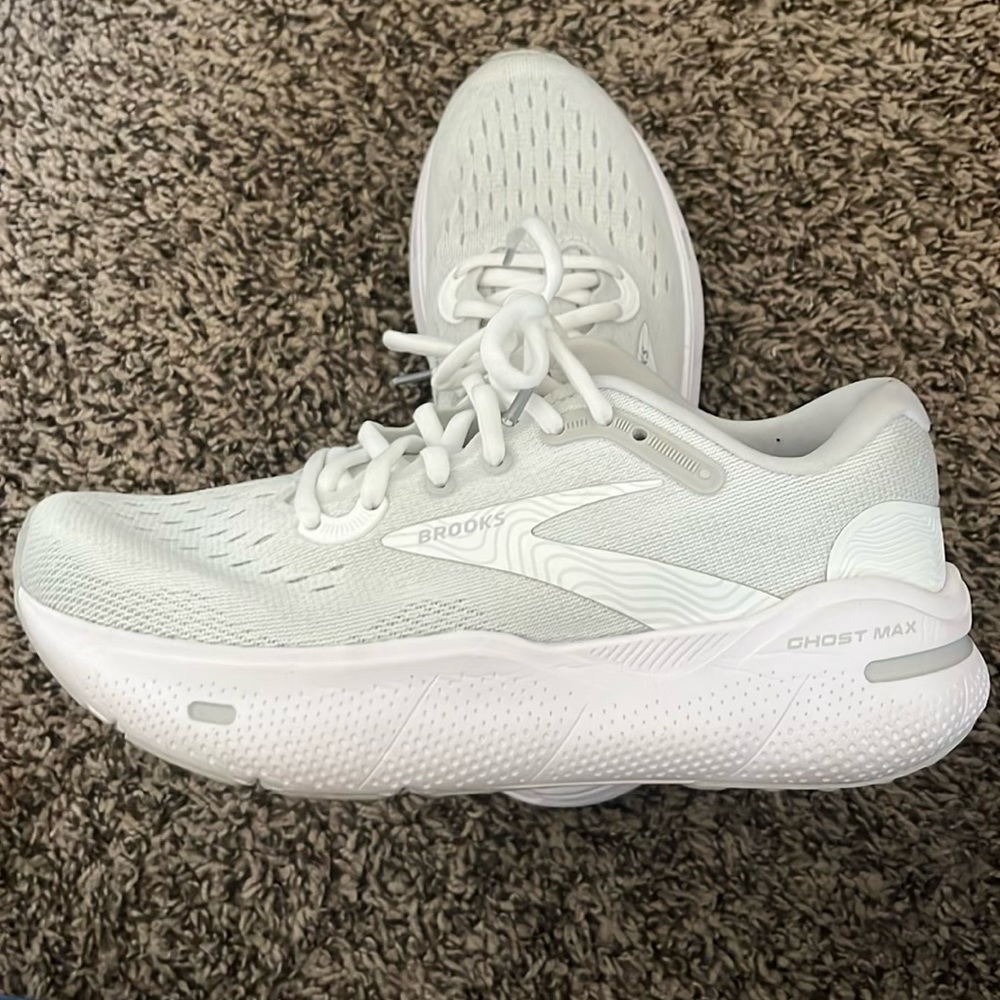 Brooks Ghost Max Running Shoes in White